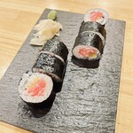 まぐろ小屋 別邸 - トロたく巻