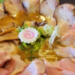 麺や 紡 - 迫力が