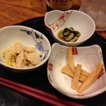 麦芽工房 - 寄り道セットのつきだし3品。