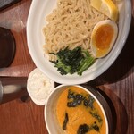 乃木坂ラーメン 東京食品 まる彦 - 