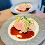 Grand des Gourmande - メインの豚肩肉香草パン粉焼き、かなりのボリュームで分厚いなのに柔らかくて、火入れが凄い最高！めっちゃ美味しかったです❤️