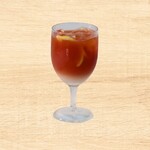 Public House The AXTELL - 【トマピスソーダ】「トマト」＋
「カルピス」＝
【トマピス】笑
トマトジュース苦手だけどヘルシー思考なアナタにオススメ！