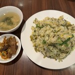 西安刀削麺酒楼 - 高菜チャーハン（平日ランチ）