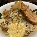 ラーメン 雷 東京本丸店 - 
