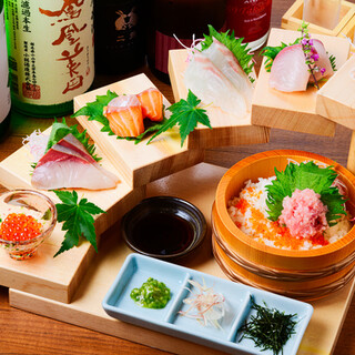 地酒で乾杯！吞み口も様々な常時10種類以上の日本酒など