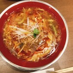 シャンハイ ファン ダイニング 楼蘭 - 酸辣湯麺 968円