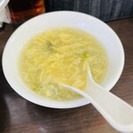 Kano Sei - チャーハンにはスープが付きます。