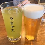 Toufu Shokudou - ザ・プレミアム・モルツ800円
      玄米緑茶割770円
