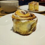 CINNABON - 