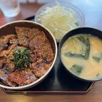 豚丼 じゅじゅ庵 - 