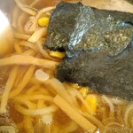 手打ちラーメン 本丸 - 透明スープ