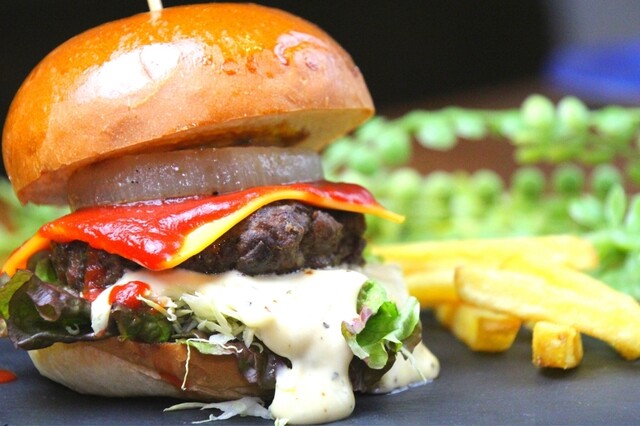 Kitchen's cafe RUBBER SOUL photo 2