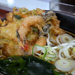 新田毎 - 海老かき揚げそば(温)＠税込540円