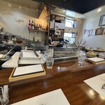 てんぷら 富仕田 - 席はカウンターのみ