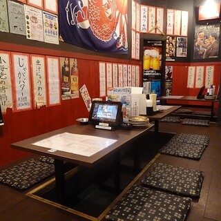 【個室完備】昭和レトロな空間◎少人数～大型宴会まで大歓迎♪