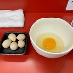 Ramen Jirou - うずら玉子 5個 100円、生卵 50円
                        2024年4月19日