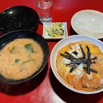 Kikuichi - 上カツ丼お味噌汁付き800円税込