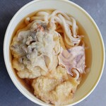 丸美屋自販機コーナー - 天ぷらうどん 300円 さつま天⏩️中当たり！