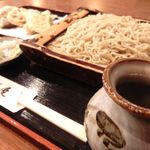 Shiyouroku An - 天ぷらと蕎麦のセットは相性抜群でしょう。