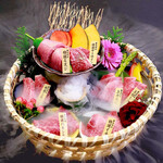 Specially selected Yakiniku (Grilled meat) black beef yakiniku Kyoto flower basket assortment