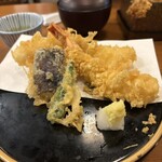 のれんと味 だるま料理店 - 天ぷら1人前