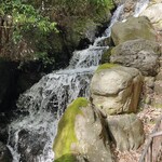 Le Musēe De H - 石川県立美術館の庭の滝