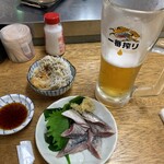 Taishuusakaba Masuyama - シラスおろし アジ刺 生ビール