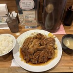 HONMACHI 豚テキ 本店 - 