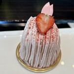 トシ・ヨロイヅカ 東京 - 