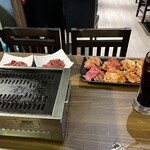 黒毛和牛×焼肉食べ放題 牛丸 渋谷本店 - 
