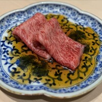 西麻布けんしろう - 和牛サーロインの焼きすき焼き　〜春菊と温泉卵〜
