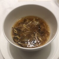 赤坂璃宮 銀座店 - 本日のふかひれスープ