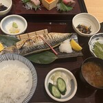 本格板前居酒屋 お魚総本家 - 焼き魚定食