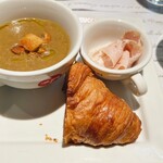 CAFFE PASCUCCI 三宮店 - 