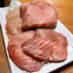 Horumon Yakiniku Shimachan - 