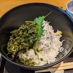 お料理 とみやま - 絶妙な塩加減のしらす丼♪