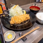 あげづき - 松坂ポークロースカツ定食