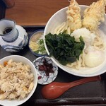 さぬきうどんのたぬき - 料理写真: