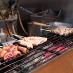 やきとり 正や - 備長炭 炭火焼き中