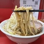 Ramen Jirou - 「ラーメン」の麺
                        2024年4月19日