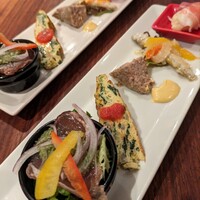 スペイン料理 La Cazuela 三ノ宮 ミント神戸店 - 前菜盛り