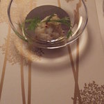 アコルドゥ - ハモのロースト　ペドロ・ヒメネスと梅