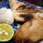 十割そば　きらく - ブリカマ塩焼きです。これは、とっても美味しかったですよ。