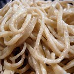 十割そば　きらく - 写真を撮っていたら、早く、早く食べてって。そばは生き物です。早く食べないと味がどんどん落ちていくそうです。