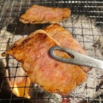 Sumibiyakiniku Pakupaku - 