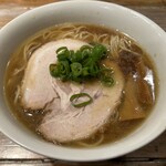 松戸中華そば 富田食堂 - 醤油らぁ麺