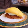 とろ～り卵のオムライス さん太 - 料理写真:「カマンベールチーズ ぱっか～んオムライス」3100円