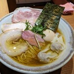 ジャパニーズ ラーメン 五感 - 