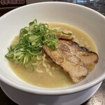 麺屋 やまひで - 鶏白湯塩ラーメン