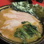 豚骨醤油ラーメン 王道家 - 